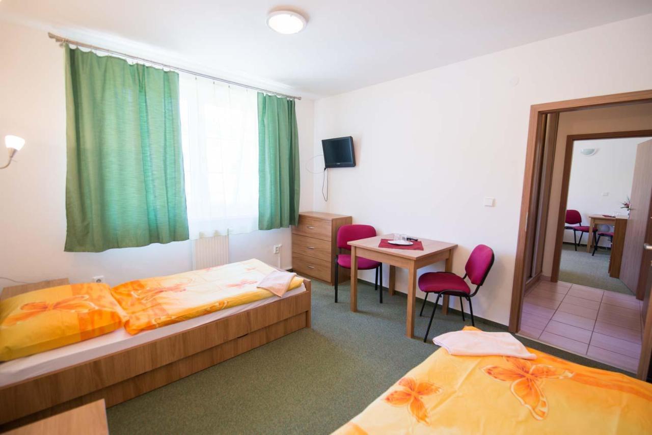 Penzión Krahule Kremnica Exterior foto